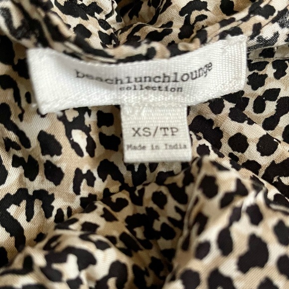 😎BeachLunchLounge Leopard Print Blouse - Picture 6 of 7
